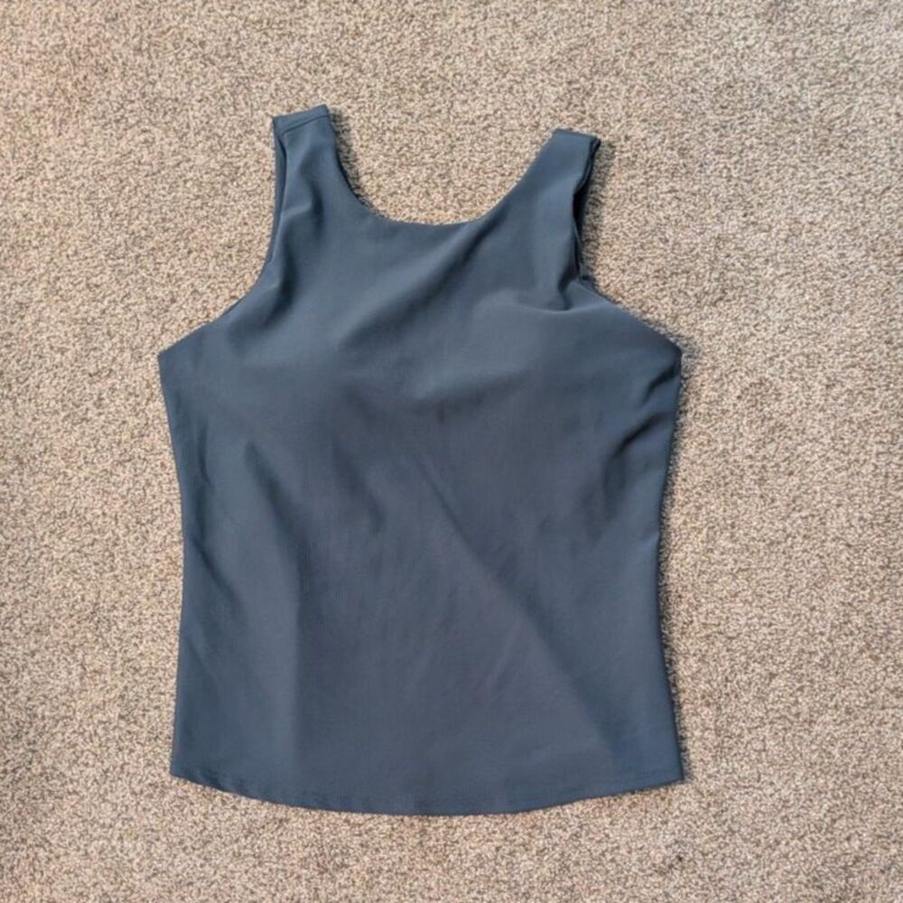 32 Cool Built In Bra Active Tank size XL